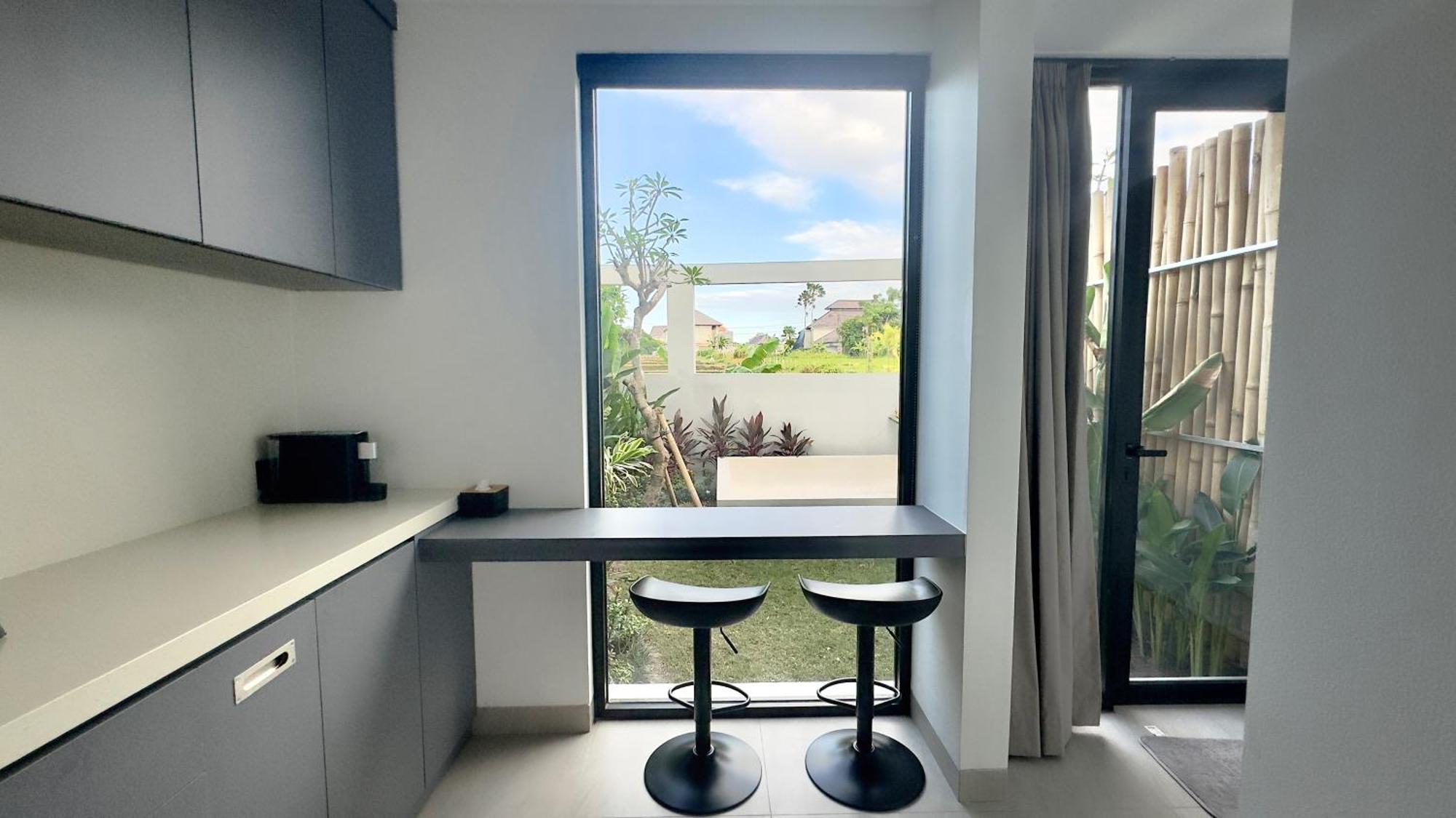The R Apartments Pererenan Canggu  Exterior photo