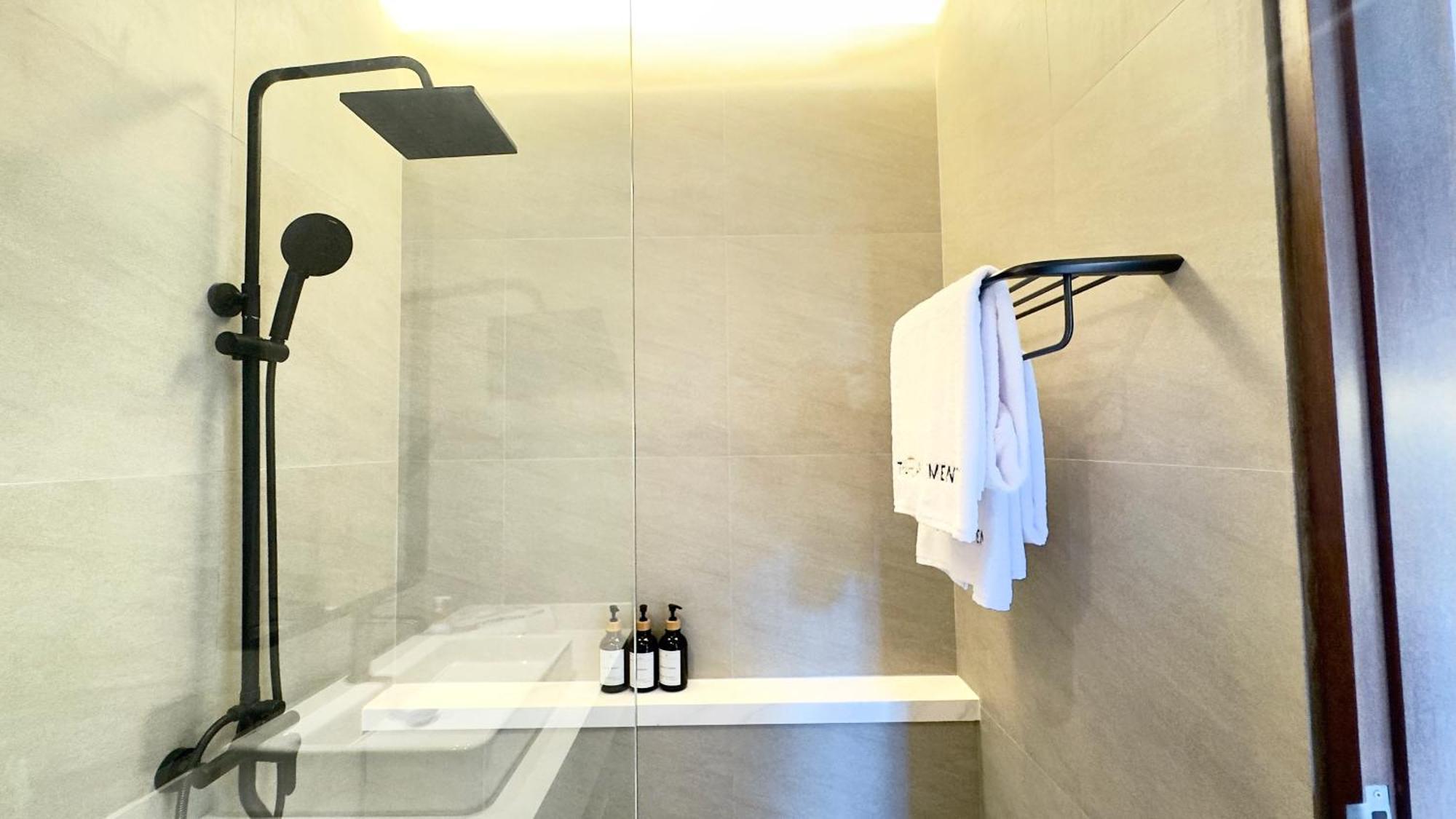 The R Apartments Pererenan Canggu  Exterior photo