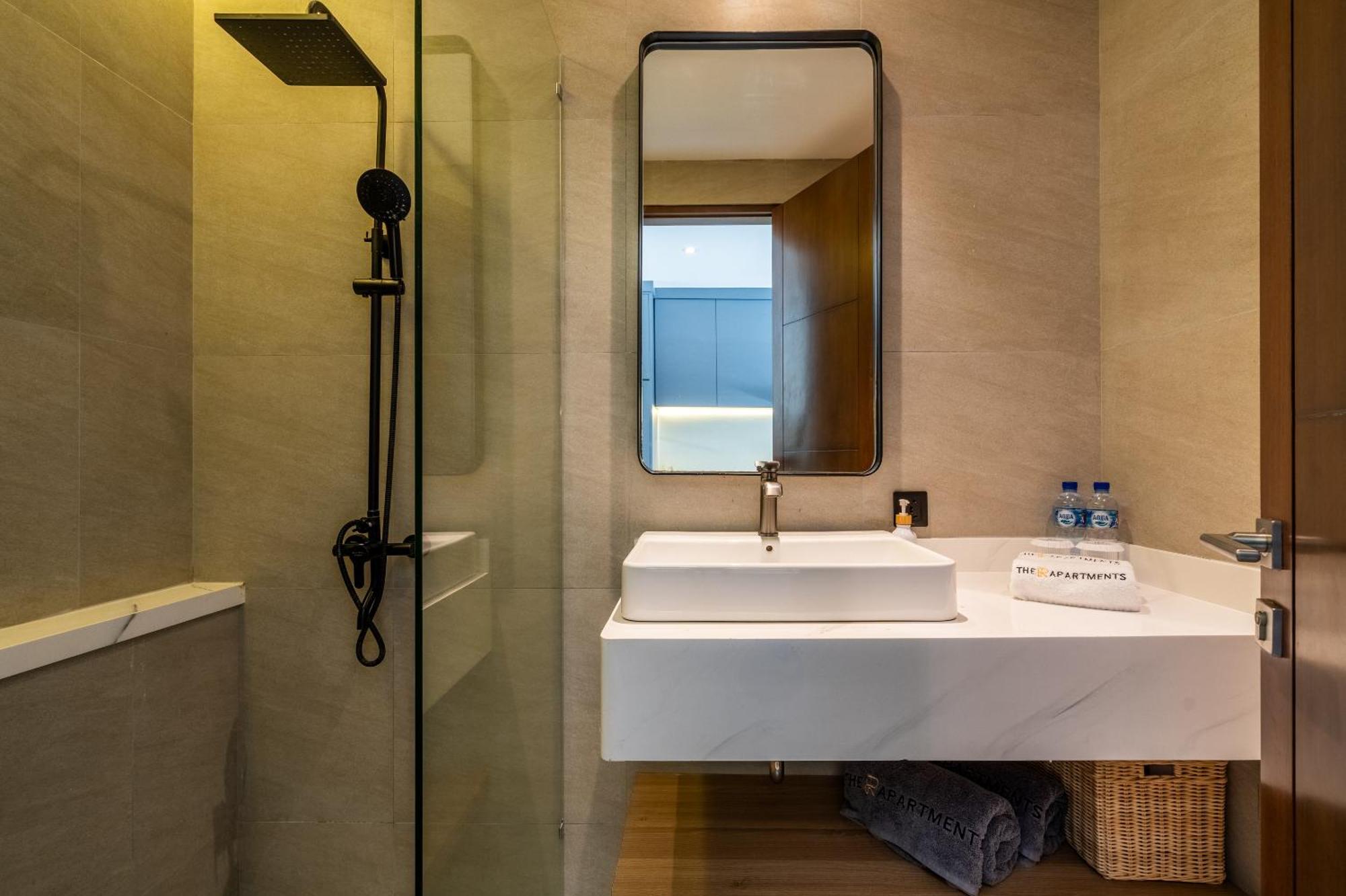 The R Apartments Pererenan Canggu  Exterior photo